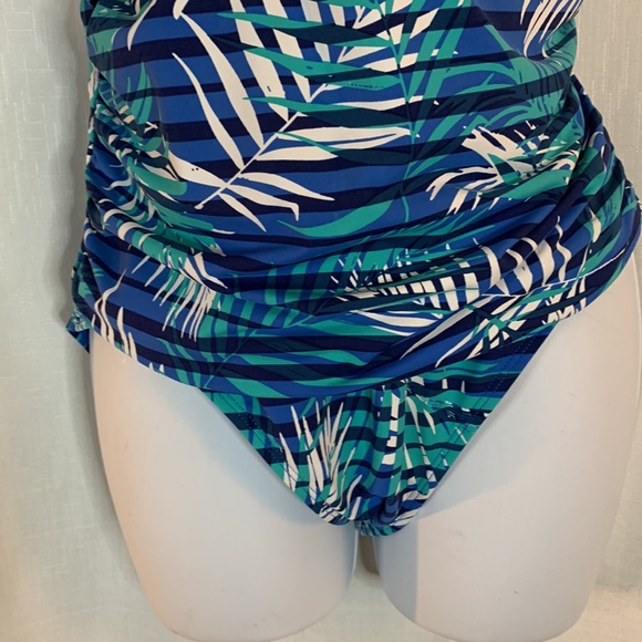 2/$20 Ralph Lauren 16 Tropical Swimsuit Host Pick - Picture 3 of 13